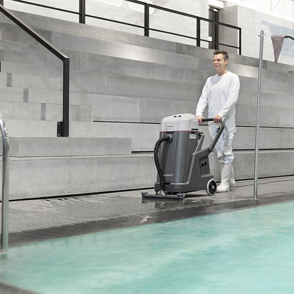 Nilfisk VL500 2x1200W, stof/waterzuiger 55 liter foto4