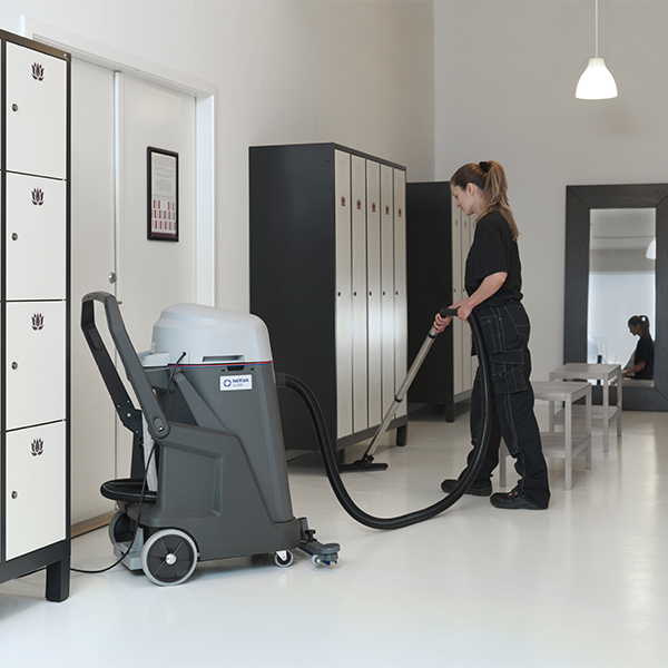 Nilfisk VL500 2x1200W, stof/waterzuiger 55 liter foto3