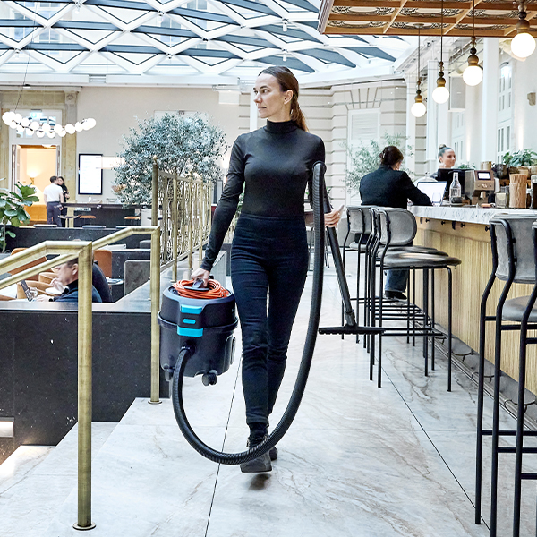 Nilfisk VP300 HEPA XT zwart, 15 meter afneembaar snoer foto3