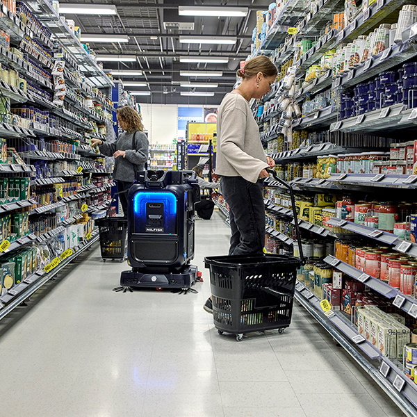 Nilfisk SC25 W 3S Lidar Robot schrobzuigmachine foto3